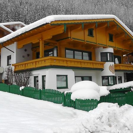 Appartementhaus Zillertal By Piaunddirk ฟิงเคนแบร์ก ภายนอก รูปภาพ